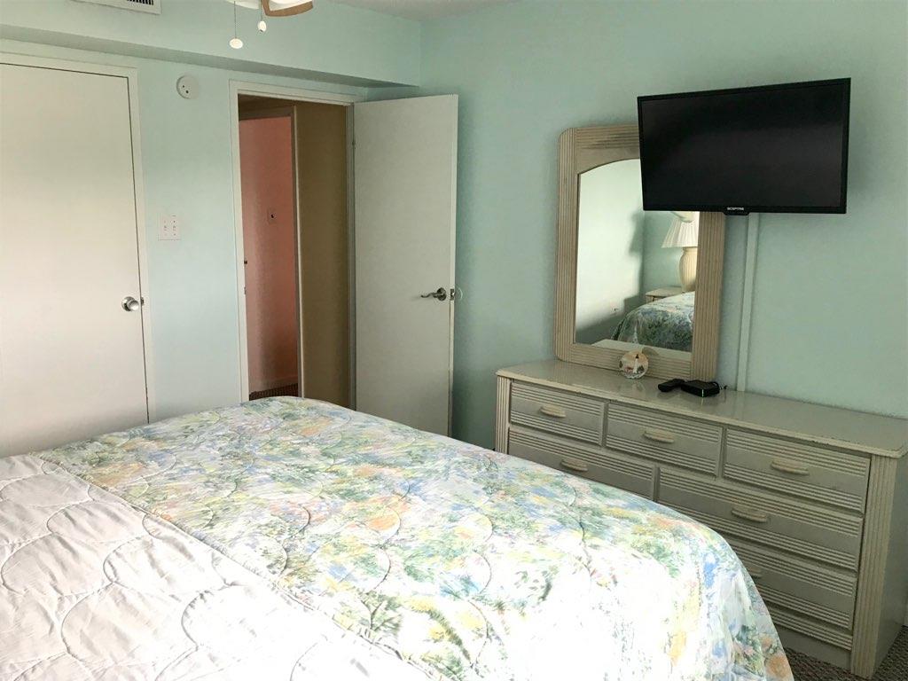 1900 BOARDWALK 204 NORTH WILDWOOD BEACHFRONT SUMMER VACATION RENTALS